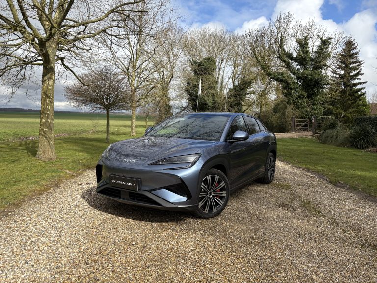 ssai BYD Sealion 7 : performances, confort et technologie – Le SUV électrique coupé qui surprend