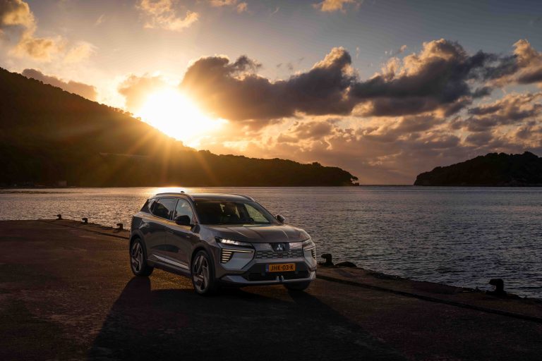 nouvel-eclipse-cross-ev-35