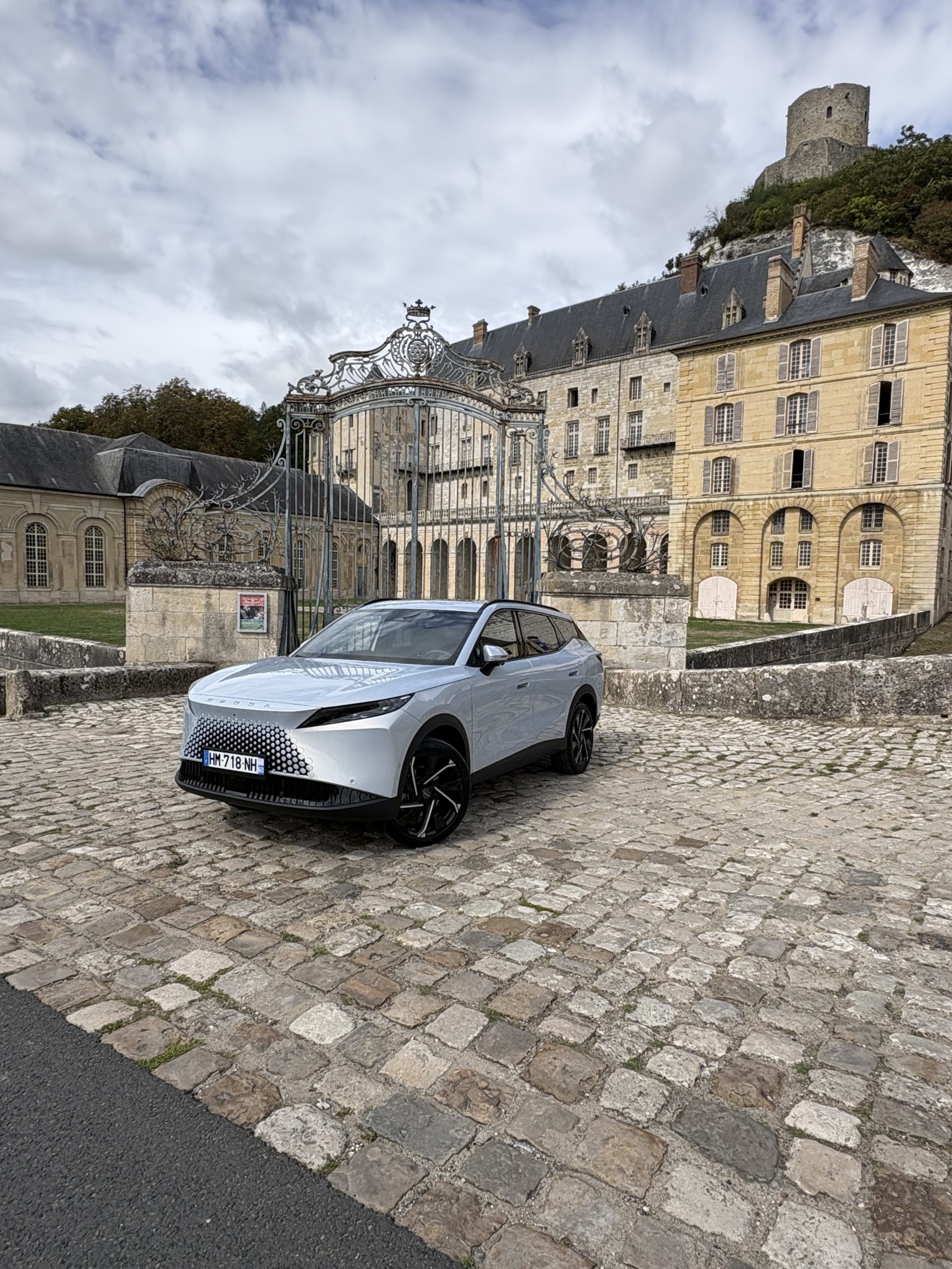 Omoda 7 PHEV